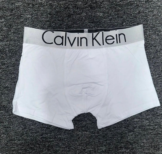 Boxer CK white