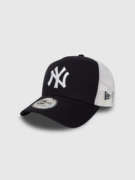 NY Cap Black and white